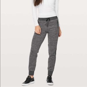 Lululemon Get Going Jogger Grey & Black Size Small